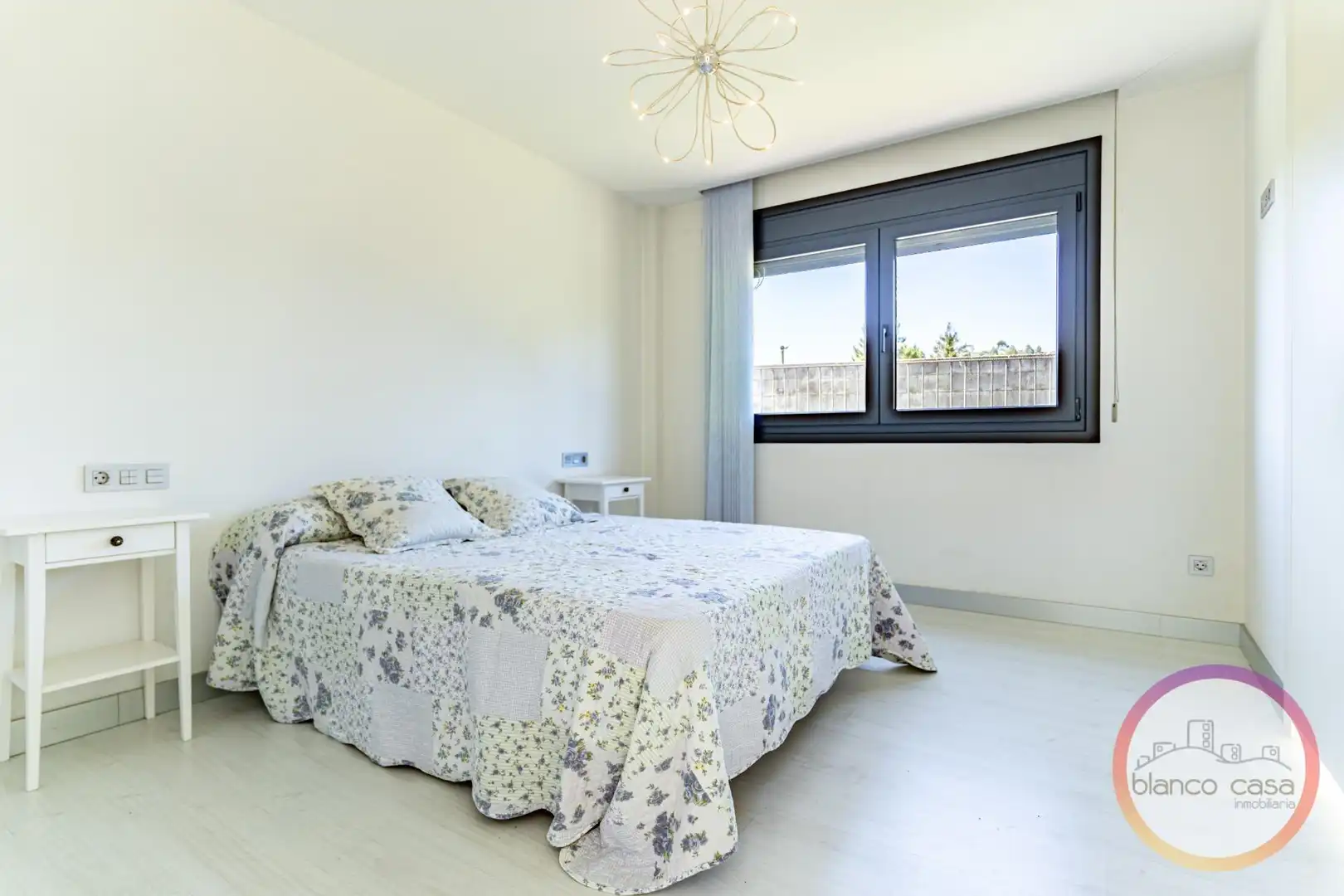 Casa con jardín en venta en Carballo, imagen 12