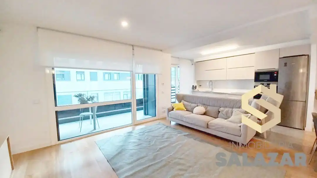 Vista exterior de Piso de alquiler en Bilbao  con Calefacción, Terraza y Balcón