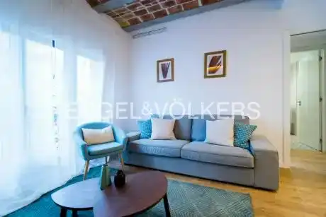 Living room of Flat for sale in Barcelona  with Air Conditioner, Heating and Parquet flooring