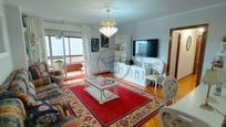 Living room of Flat to rent in Vigo   with Heating, Parquet flooring and Terrace