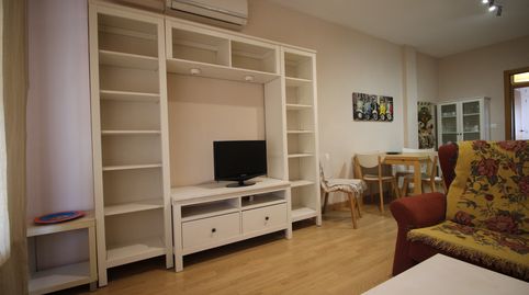 Foto 5 de Piso de alquiler en Mérida - Avenida Reina Sofia, Centro, Mérida