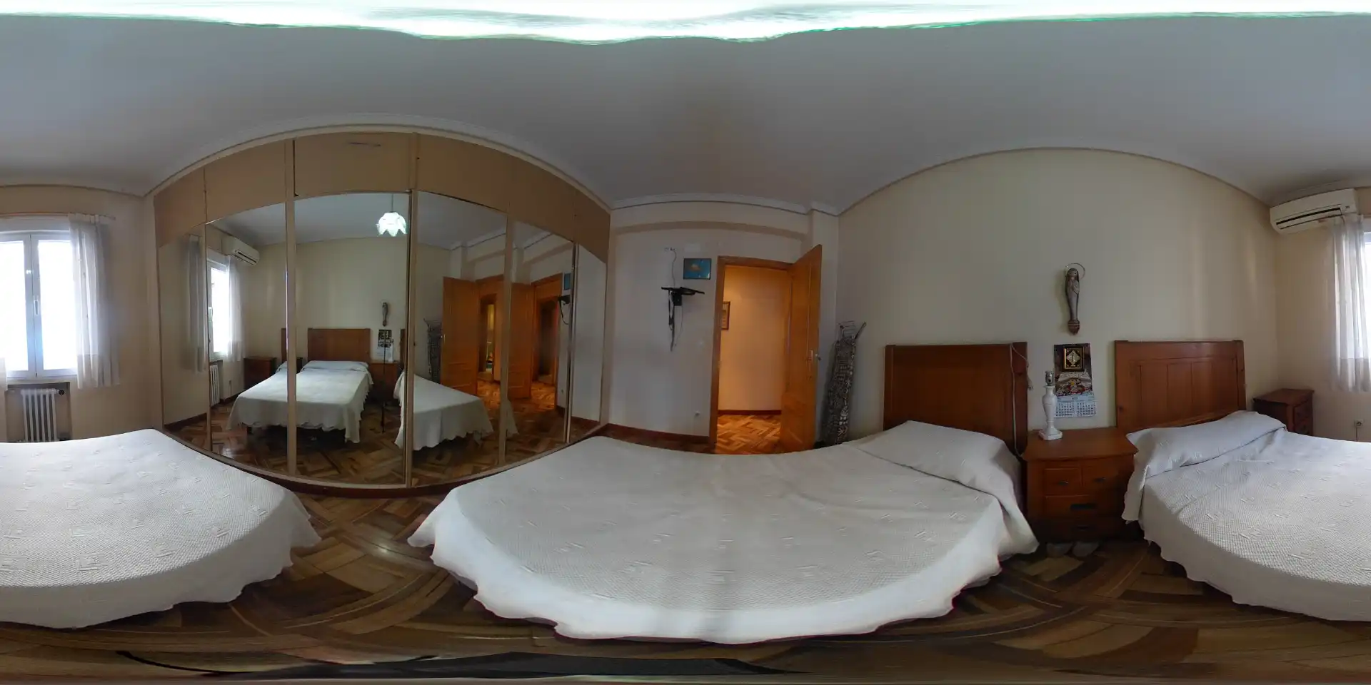 Bedroom of Flat for rent in Madrid  with Air Conditioner, Heating and Furnished