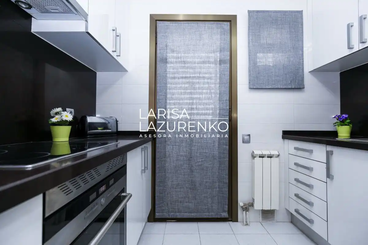 Cuina de Apartament en venda en Salou amb Terrassa