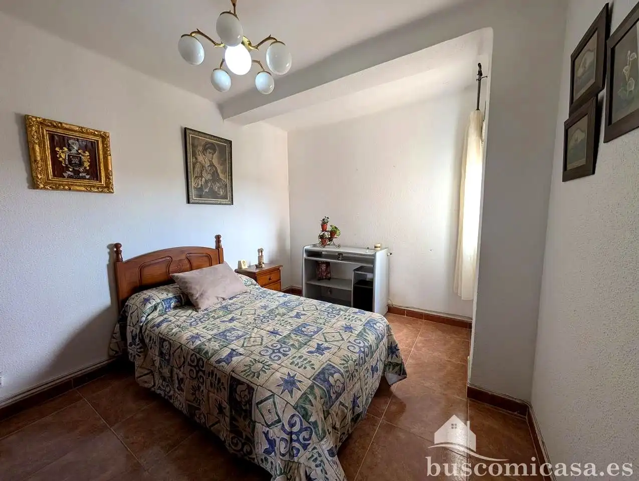 Habitación de Piso en venta en Linares con Amueblado y Balcón