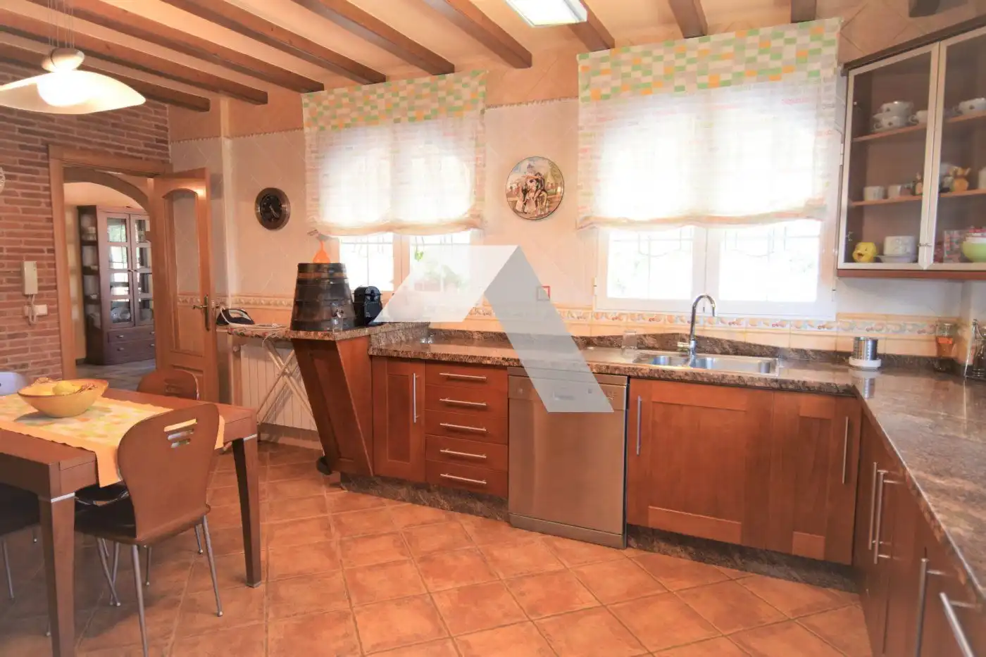 Houses for sale in Villamontes - Boqueres