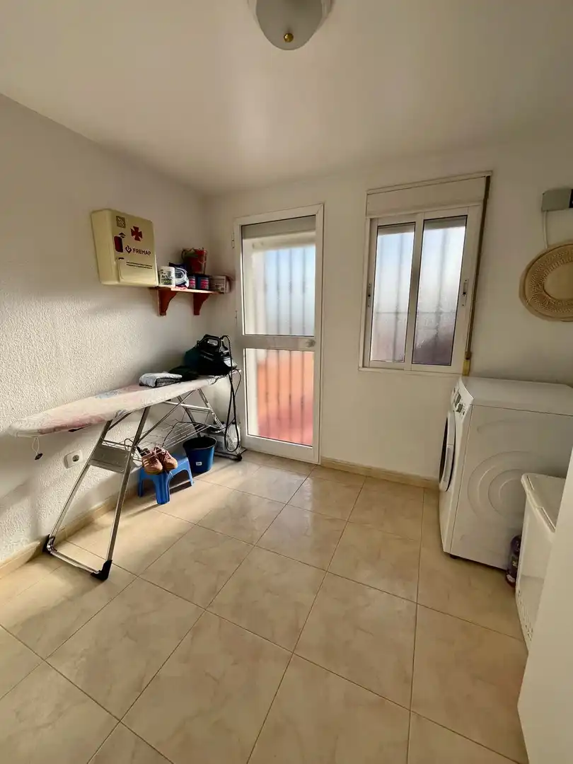 Kitchen of Houses for sale in Castilleja de la Cuesta  with Air Conditioner, Heating and Terrace