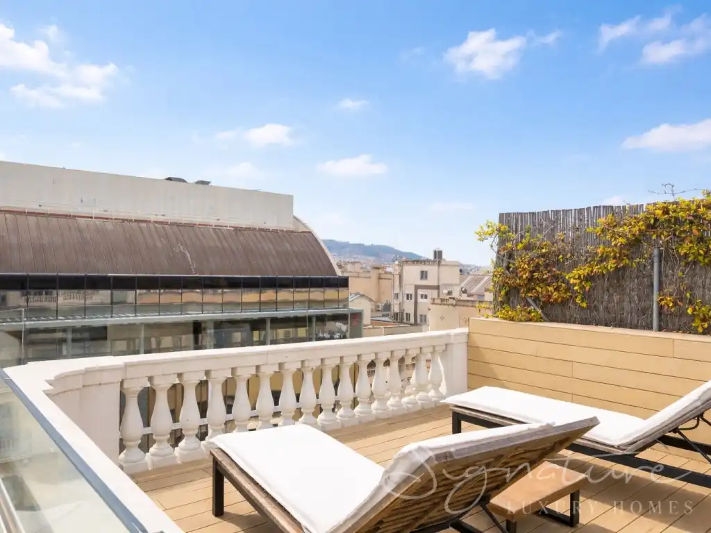 Penthouse mit Aufzug zur Miete in Calle Arago, imagen 37