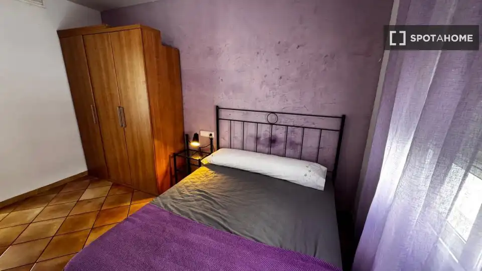 Habitación de Apartamento para compartir en Dénia con Aire acondicionado, Calefacción y Terraza