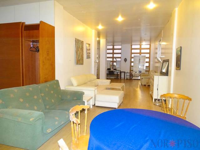 Local comercial en Venta en Atxuri