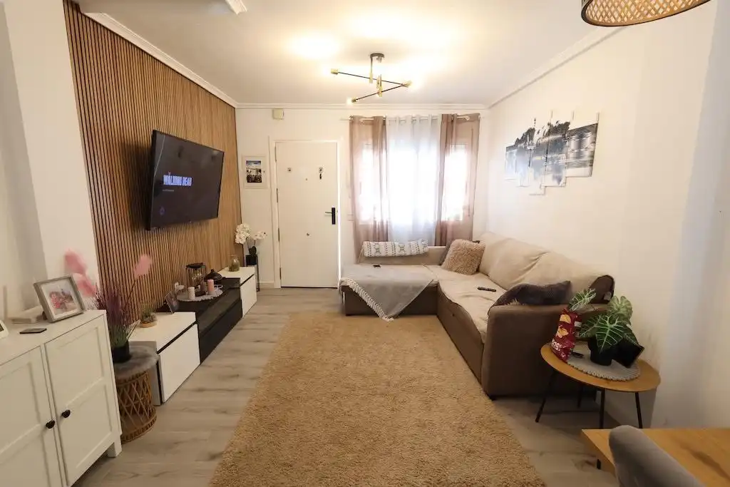 Sala de estar de Casa o chalet en venta en Pilar de la Horadada con Jardín privado, Terraza y Amueblado