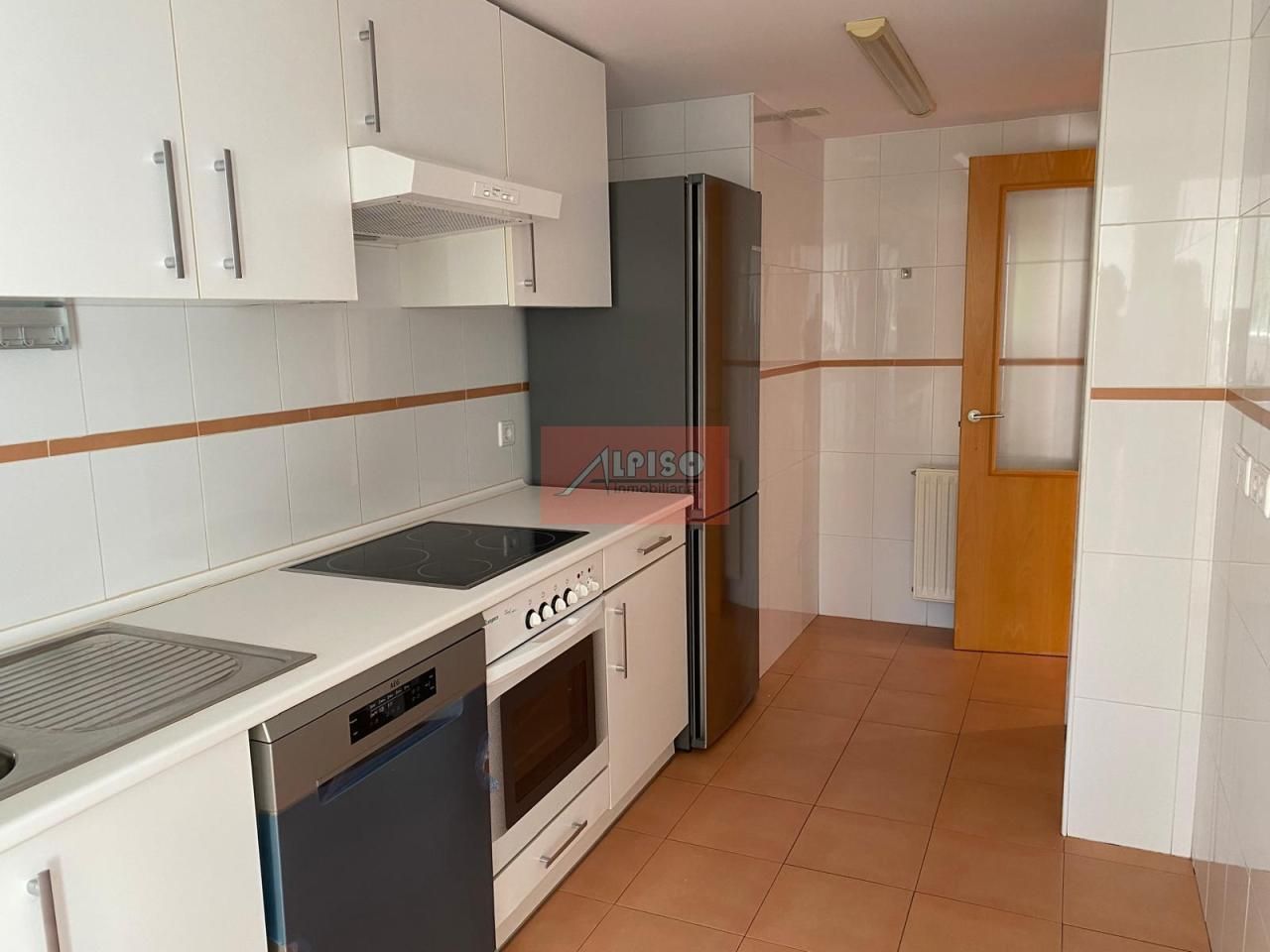 Kitchen of Flat to rent in Ourense Capital   with Heating