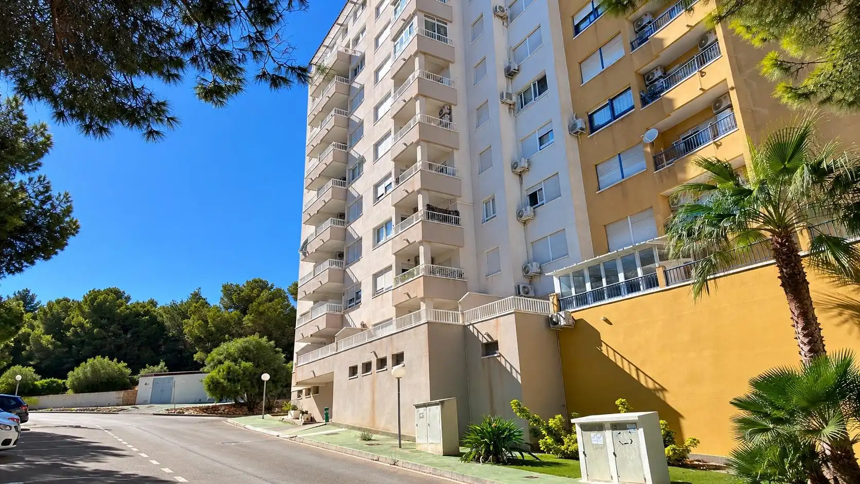 Apartament amb terrassa de lloguer a Y-1 CAMPOA-SECTOR NORTE