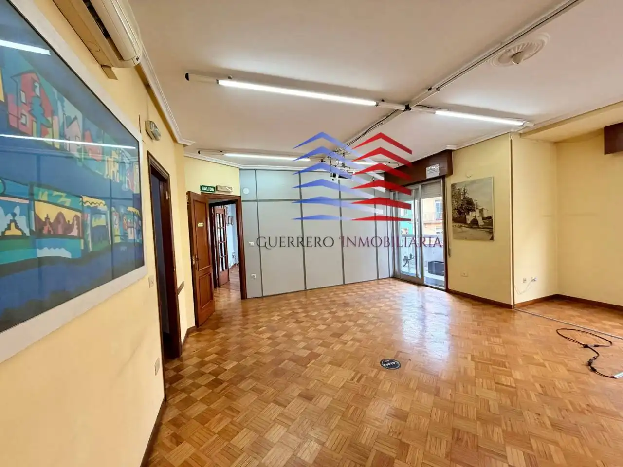 Piso en venta en Ourense Capital  con Calefacción, Trastero y Balcón