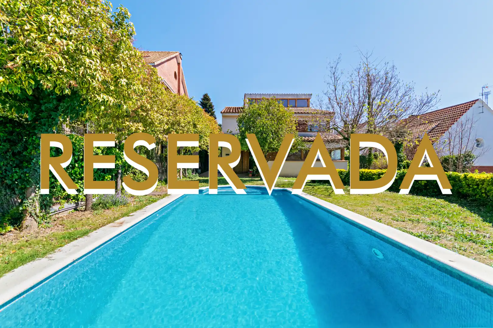 Piscina de Casa o xalet en venda en La Garriga amb Aire condicionat, Calefacció i Jardí privat