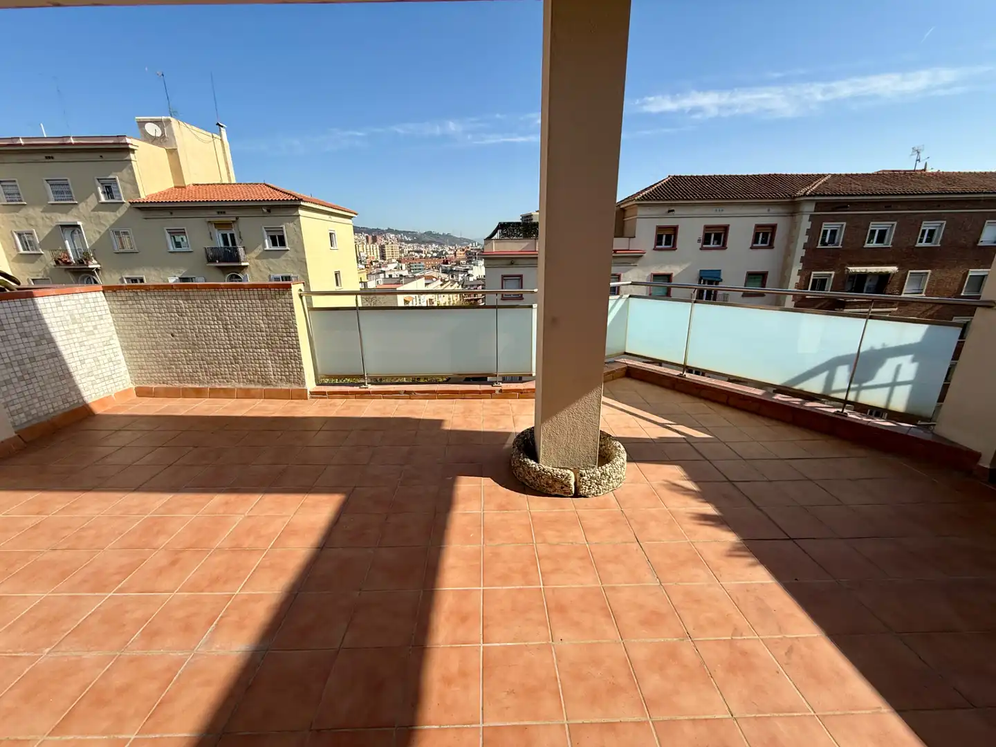 Terrasse von Dachboden zum Verkauf in Barcelona mit Heizung, Terrasse und Balkon