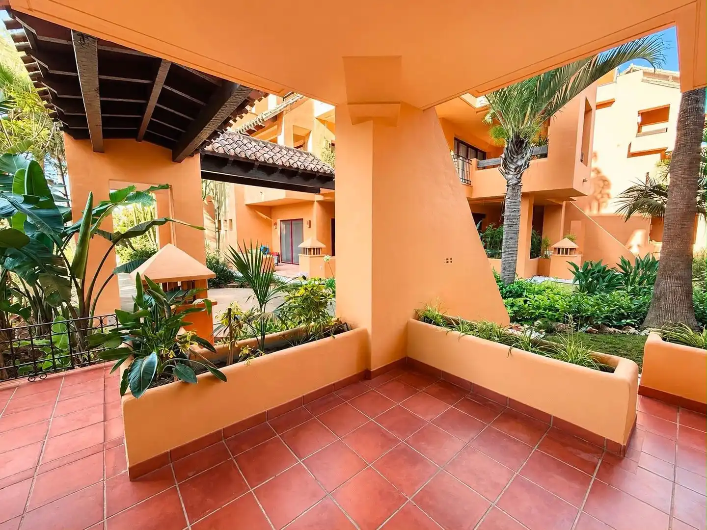 Terrace of Ground floor for rent in Marbella  with Air Conditioner, Terrace and Swimming Pool