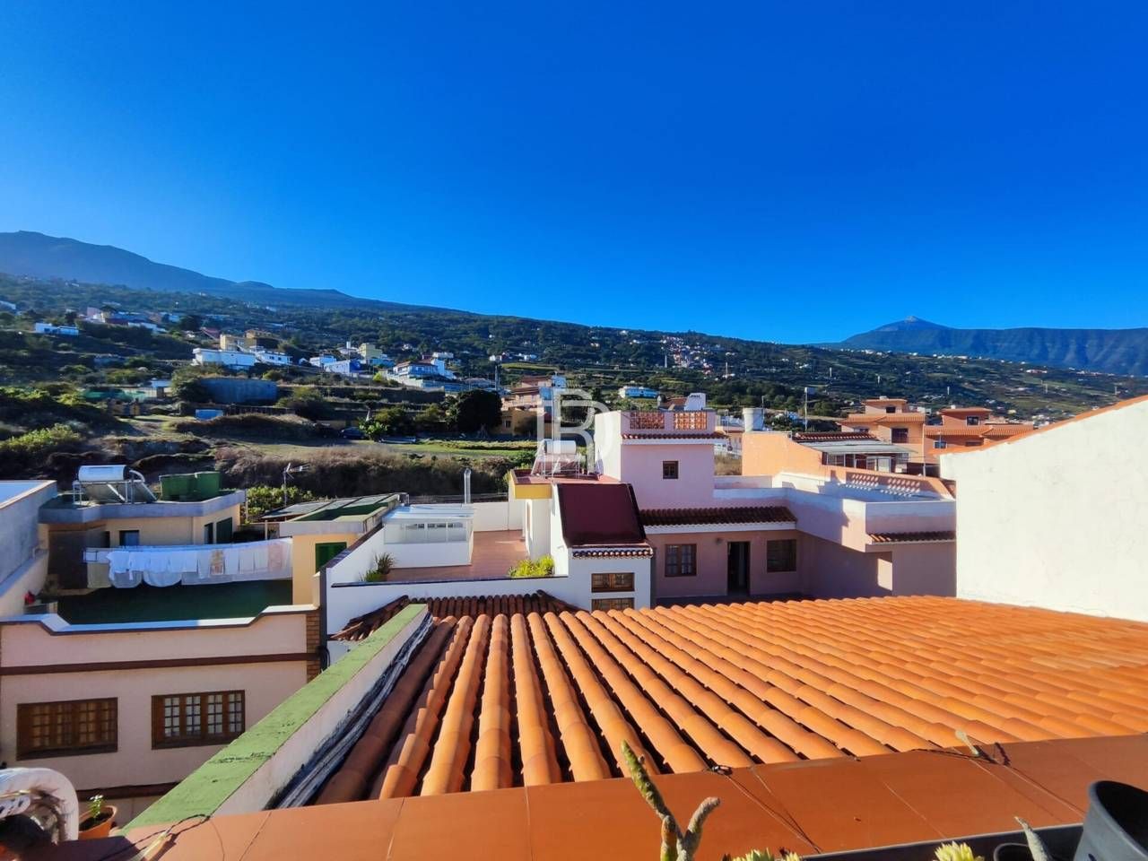 Exterior view of Flat for sale in La Orotava  with Air Conditioner, Parquet flooring and Terrace