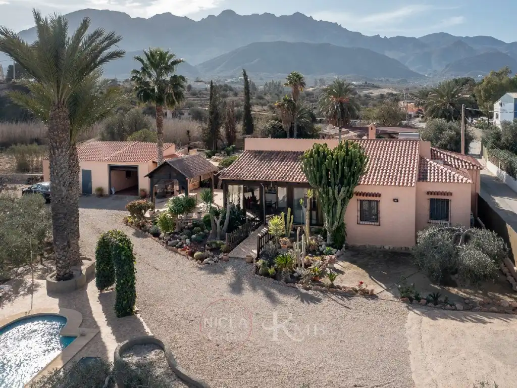 Maison avec piscine à vendre à Diseminados Micar