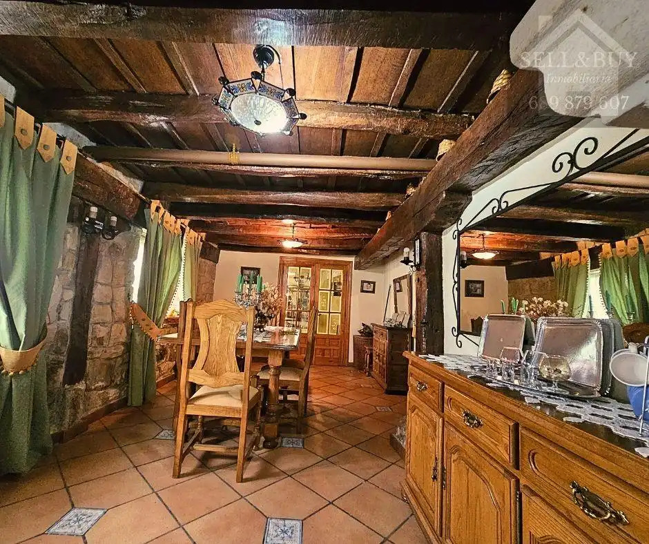 Casa rústica amb jardí en venda a Campoo de Yuso, imagen 3