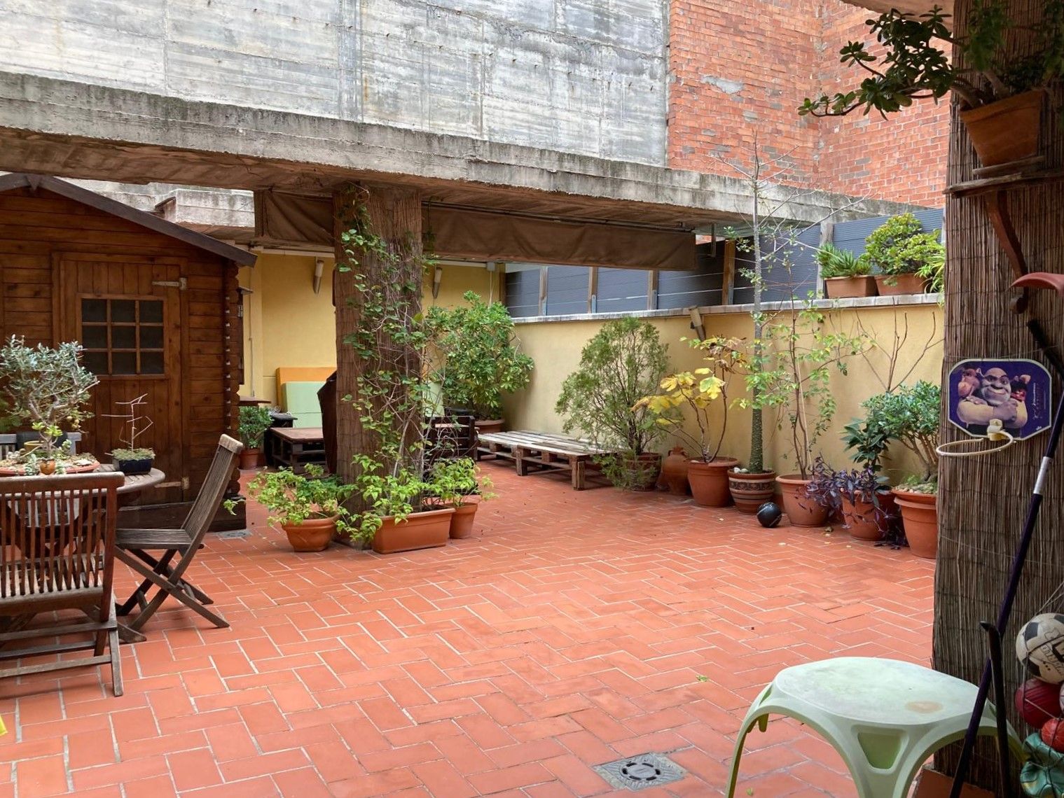 Terrassa de Planta baixa en venda en Santa Coloma de Gramenet amb Calefacció, Terrassa i Forn