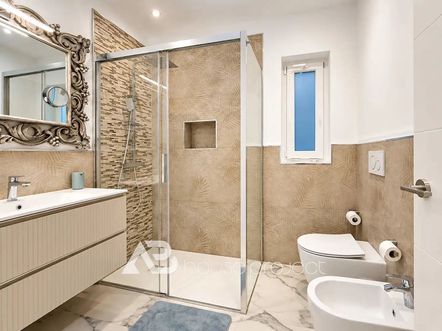 Bathroom of Houses for sale in Costa Adeje