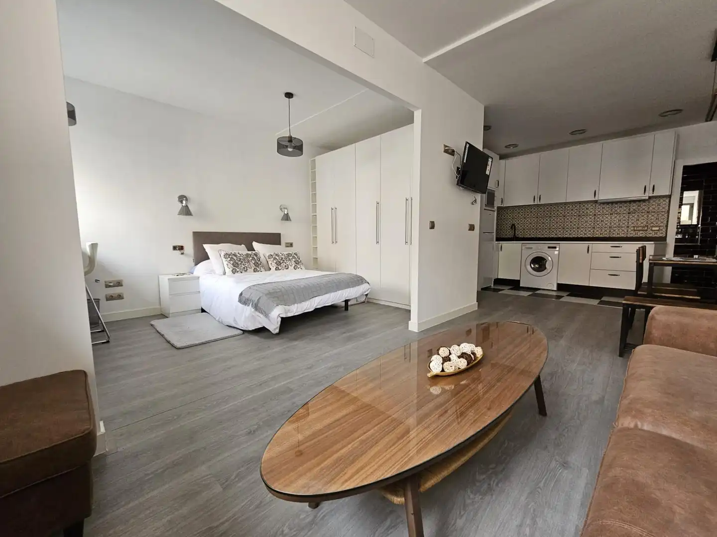 Schlafzimmer von Erdgeschoss zur Miete in Salamanca mit Klimaanlage, Heizung und Möbliert