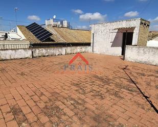 Exterior view of House or chalet for sale in Utrera  with Storage room and Balcony