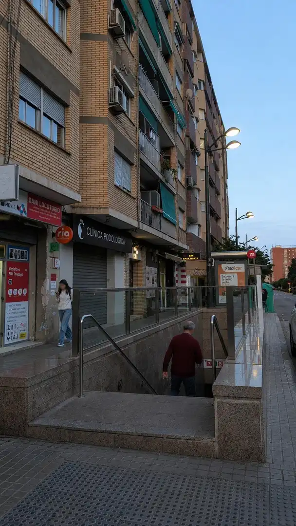 Flat for sale in Valencia  with Balcony