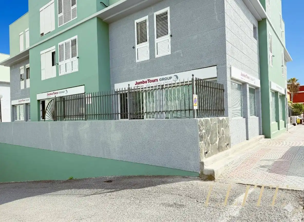 Gewerbefläche zum Verkauf in Calle José Yánez Matos 8, imagen 5