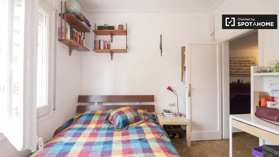 Zimmer in Sarrià