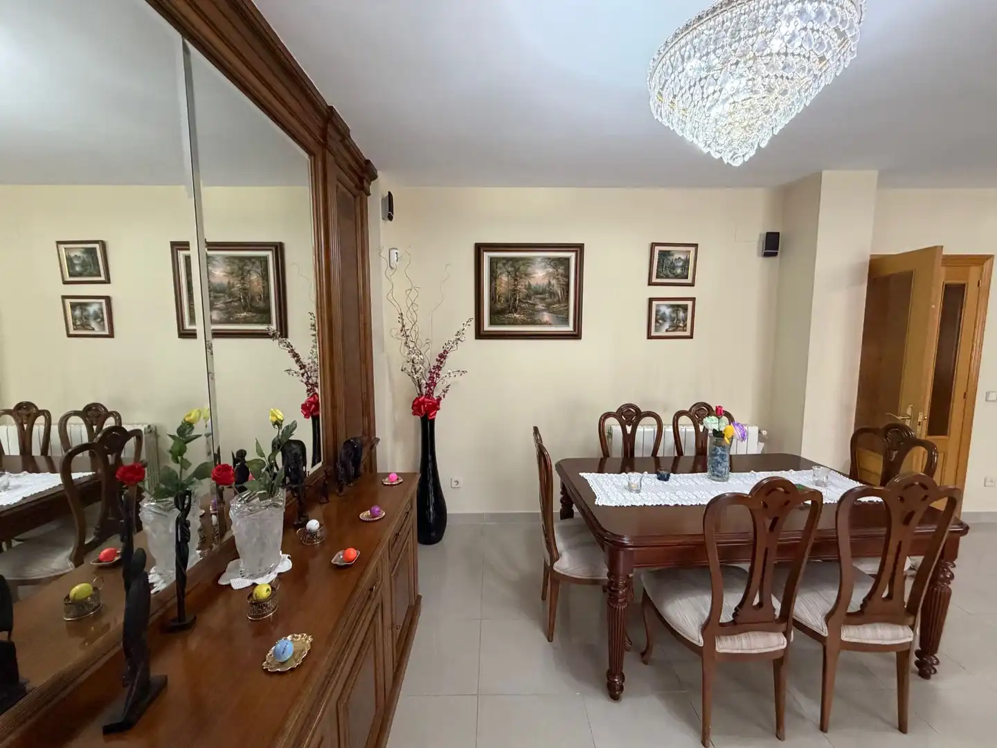 Comedor de Casa adosada en venta en Fuenlabrada con Aire acondicionado, Calefacción y Trastero
