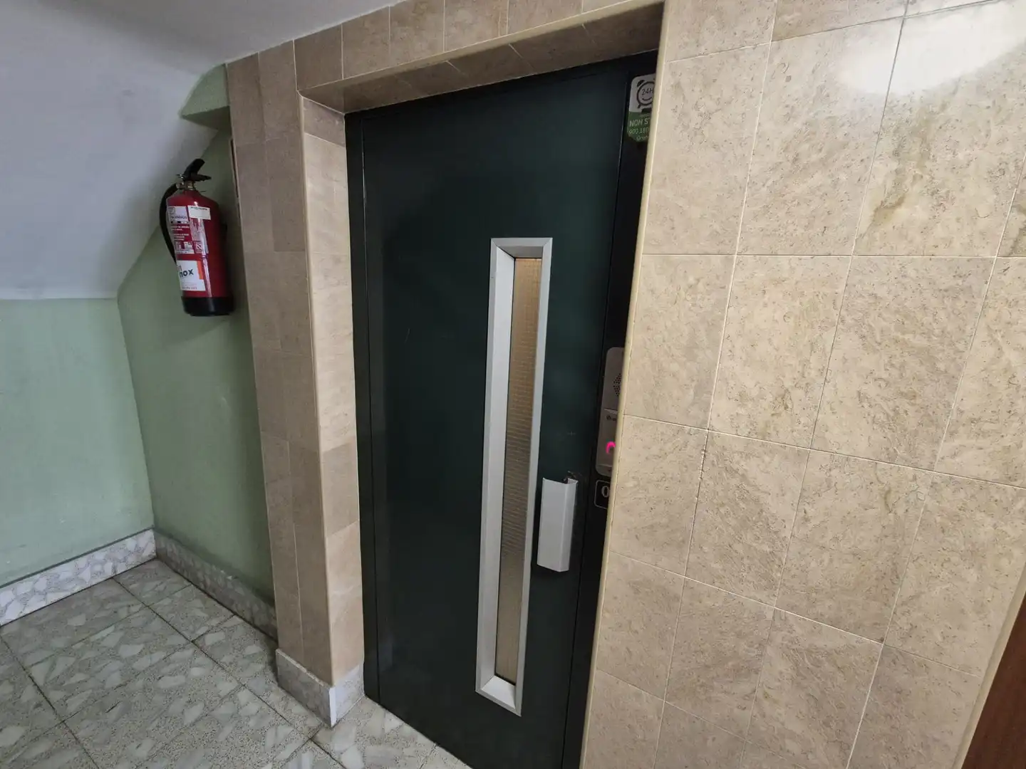 Wohnung zum Verkauf in Palencia mit Heizung, Parkett und Terrasse