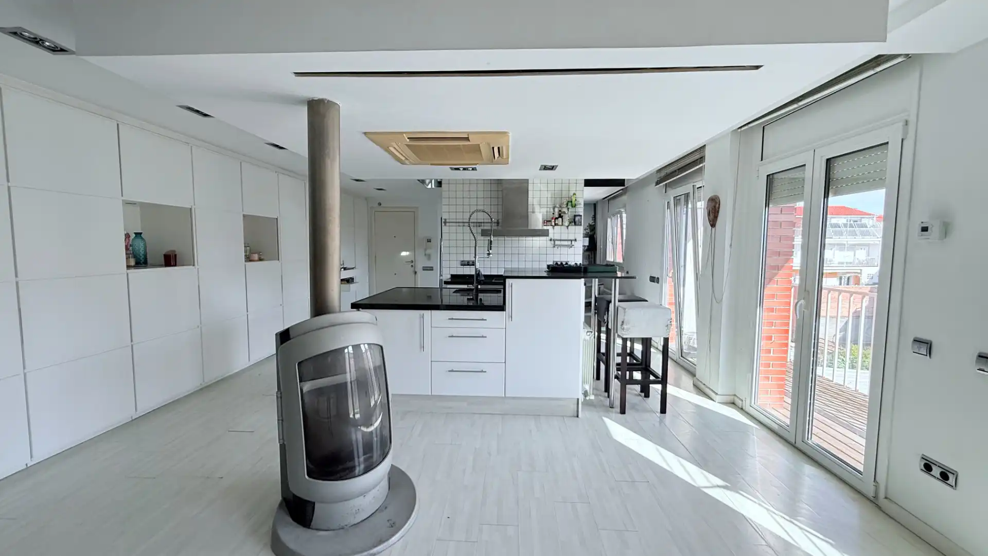 Duplex with terrace for sale in Carrer Eugeni d'Ors 30, imagen 5