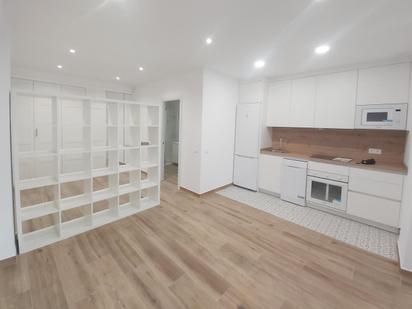 Kitchen of Flat for sale in  Madrid Capital  with Air Conditioner, Heating and Alarm