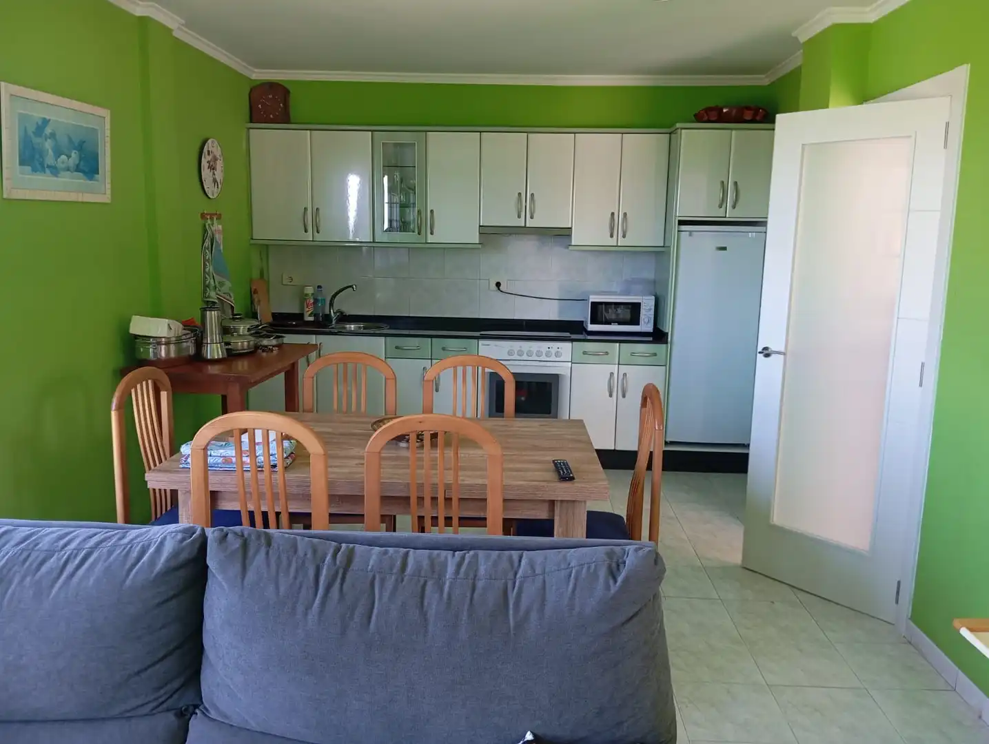 Cuina de Casa o xalet en venda en Carballo amb Calefacció, Moblat i Forn