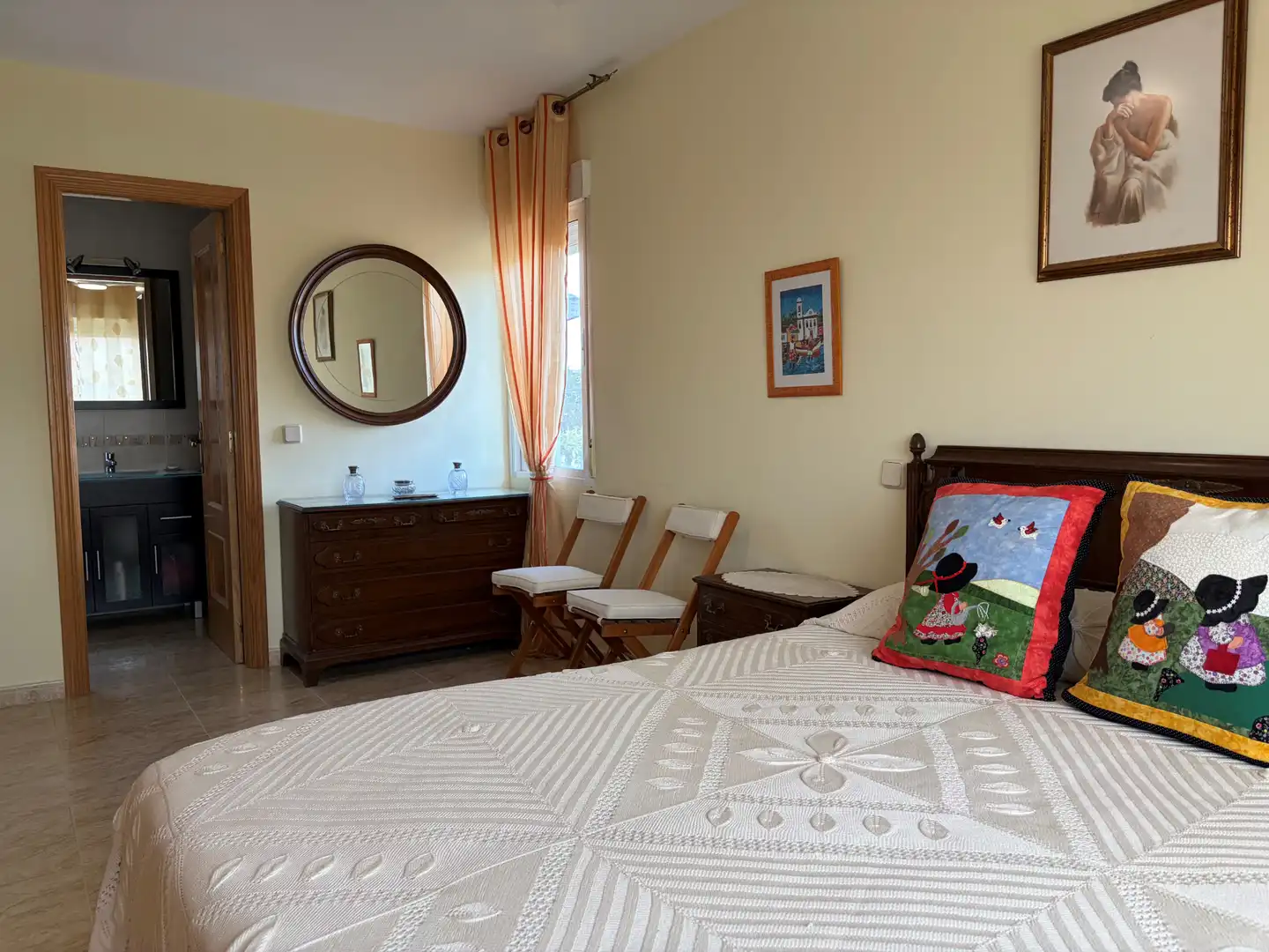 Dormitori de Casa o xalet en venda en Villalbilla amb Calefacció i Jardí privat