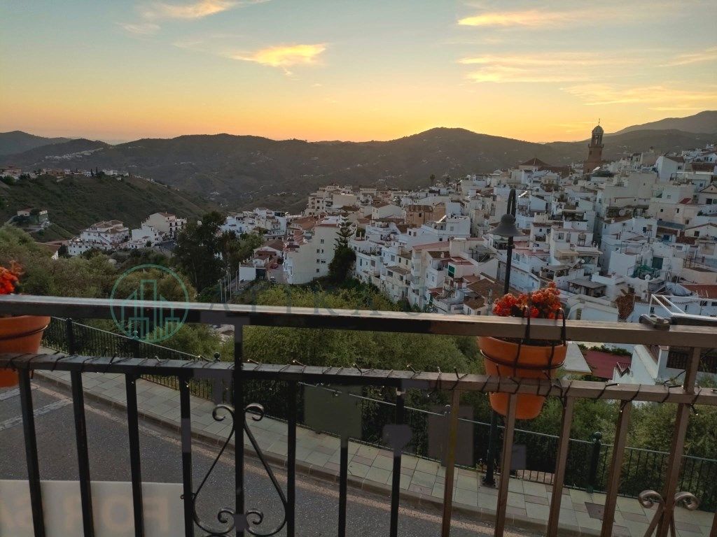 Exterior view of Flat for sale in Cómpeta  with Terrace and Balcony