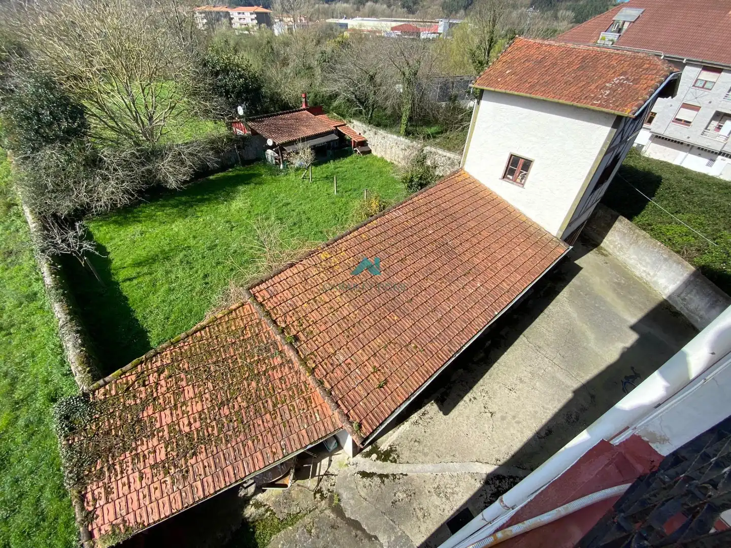 Außenansicht von Country house zum Verkauf in Ampuero mit Heizung, Privatgarten und Terrasse