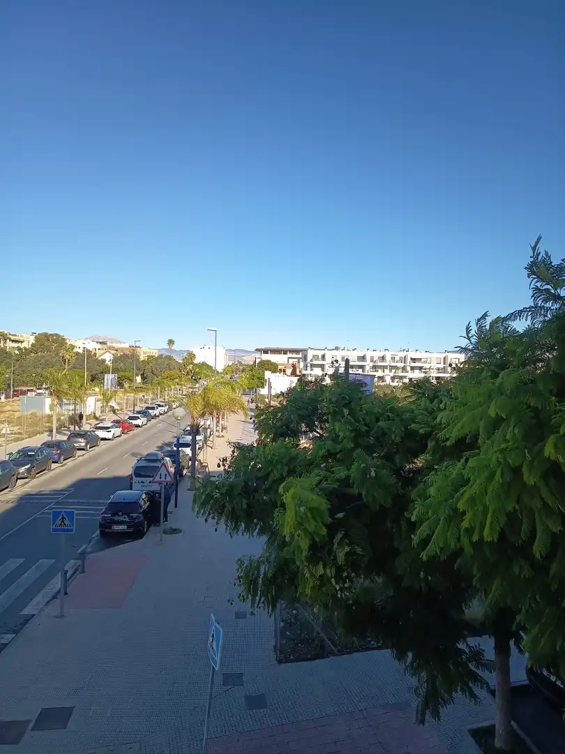 Vista exterior de Apartament en venda en Sant Joan d'Alacant amb Aire condicionat, Calefacció i Terrassa