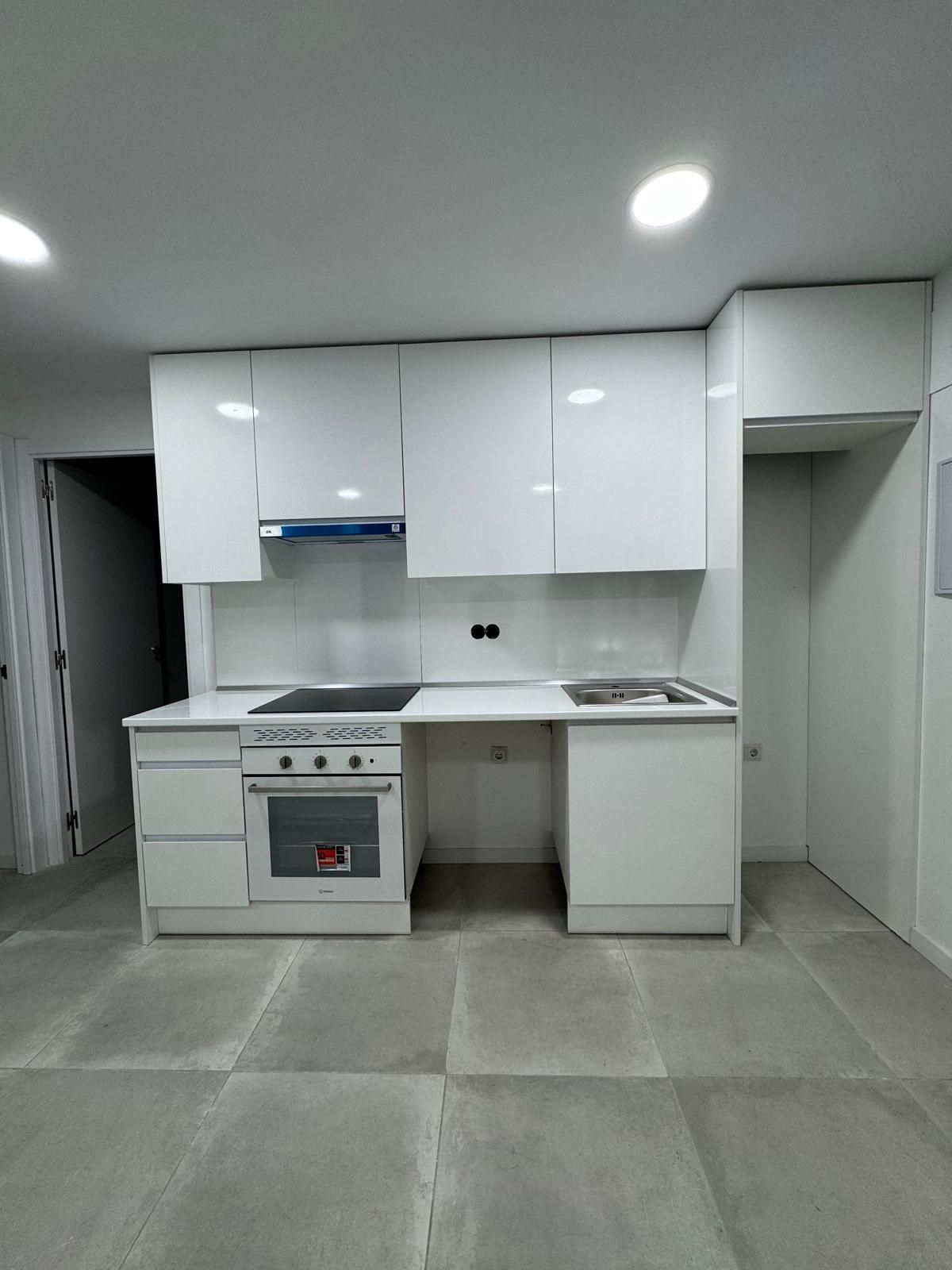 Kitchen of Flat for sale in  Madrid Capital  with Air Conditioner