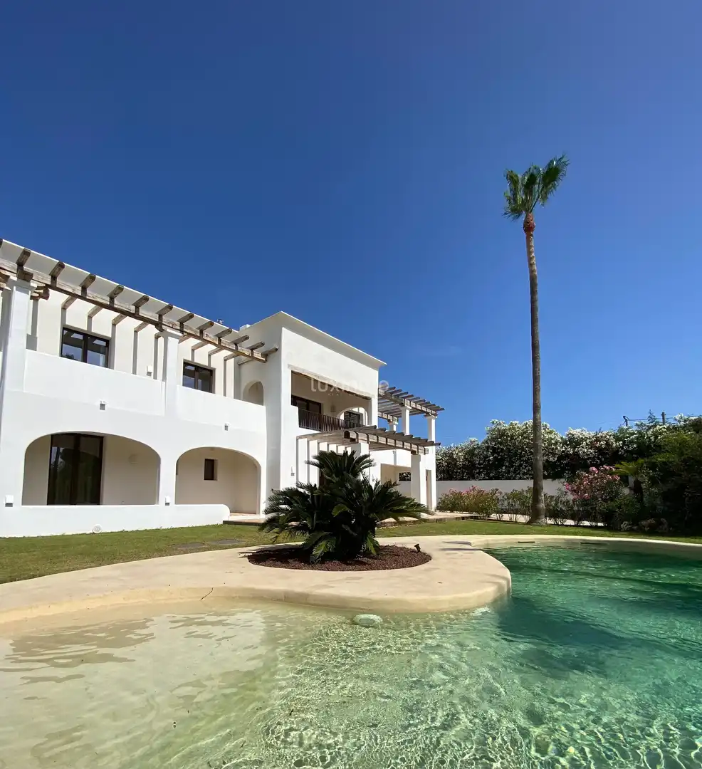 Villa avec piscine à vendre à Cala Advocat - Baladrar