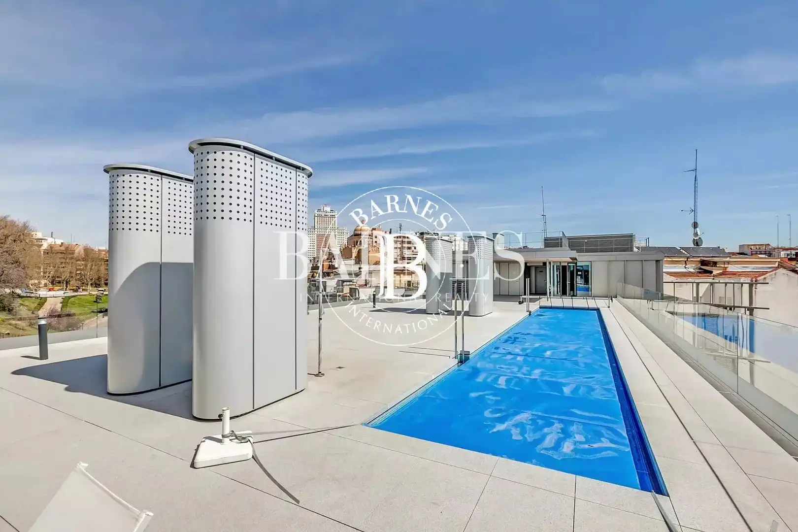 Vista exterior de Àtic de lloguer en Madrid amb Aire condicionat, Calefacció i Terrassa