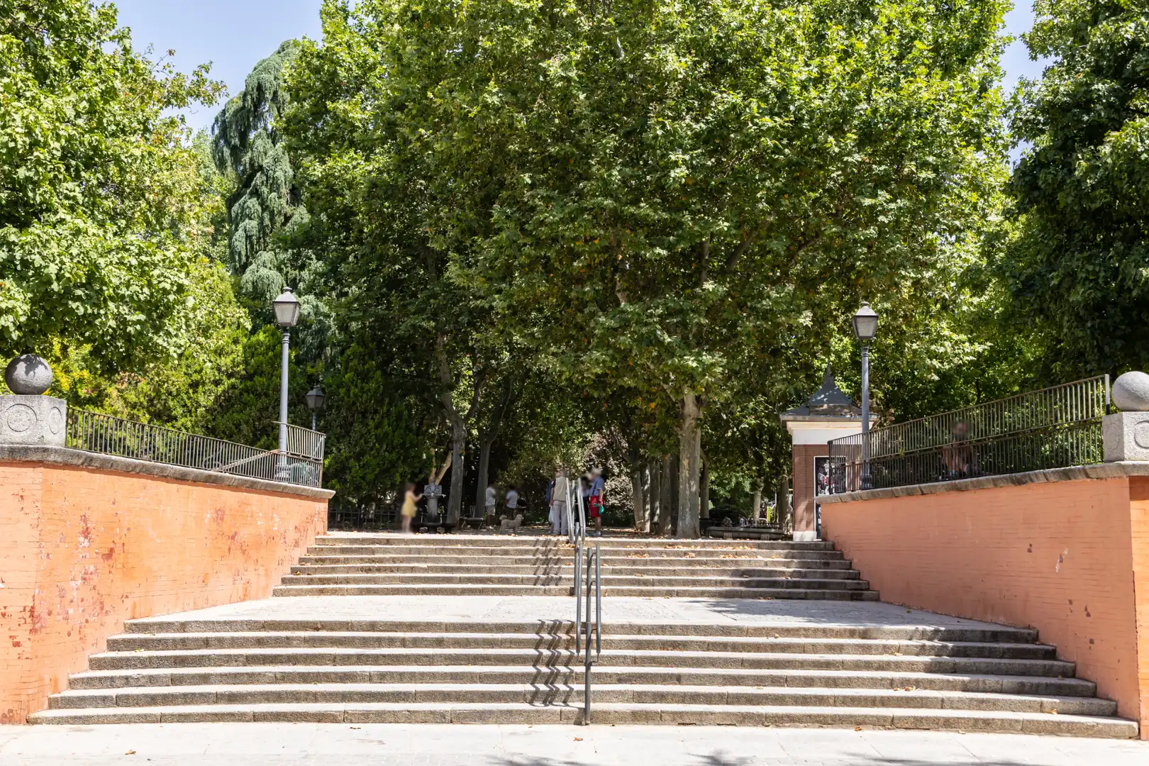 Exterior view of Flat for sale in Madrid  with Heating and Storage room