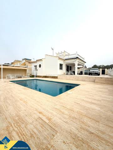 Casa-chalet en Venta en Los Almendros