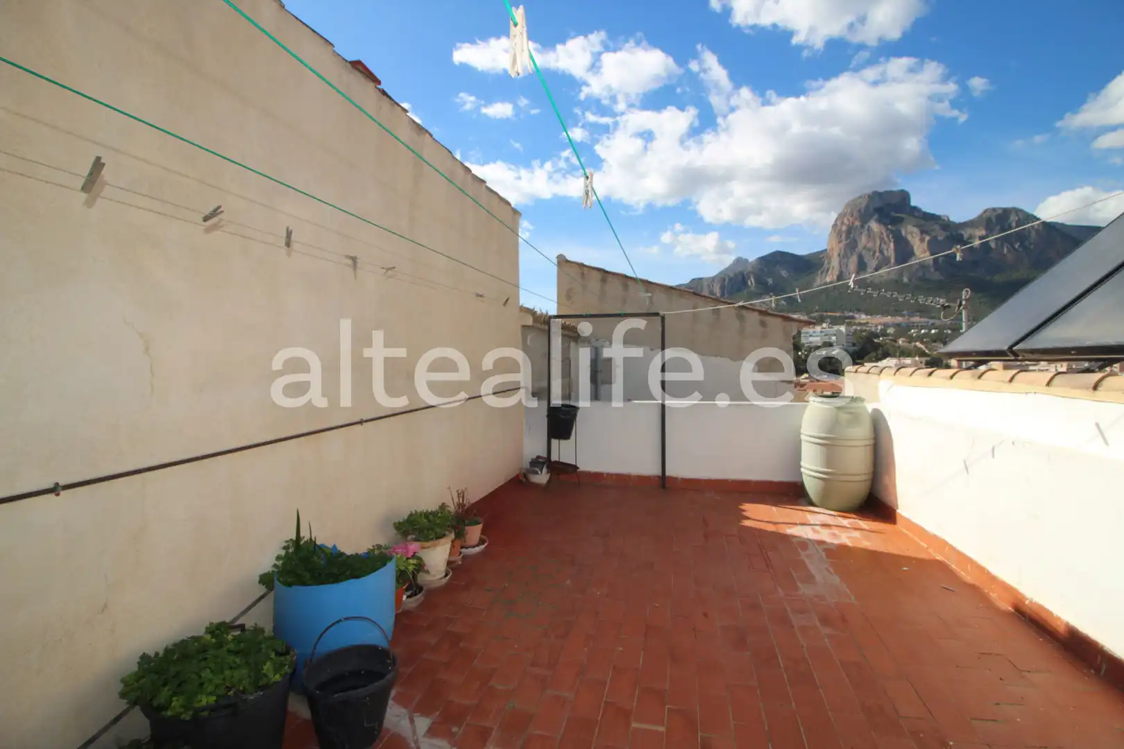 Vista exterior de Finca rústica en venda en Polop amb Aire condicionat, Calefacció i Terrassa