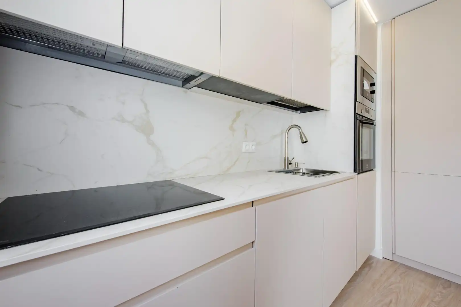 Kitchen of Flat for sale in Madrid