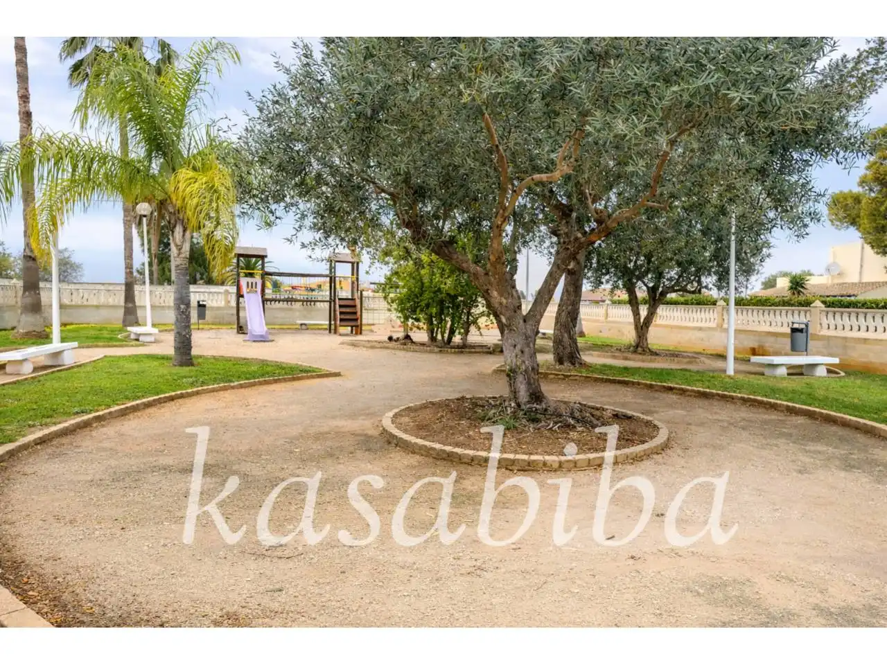 Casa adosada en venta en Tavernes de la Valldigna con Terraza y Piscina comunitaria
