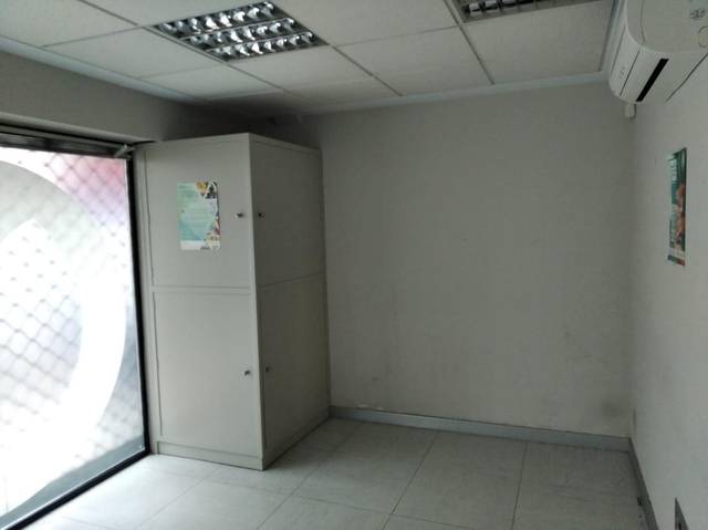 Local comercial en Alquiler en Derio