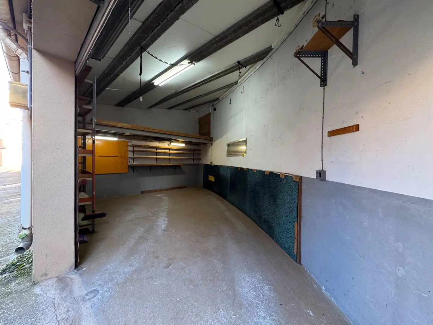 Garage zum Verkauf in Manresa