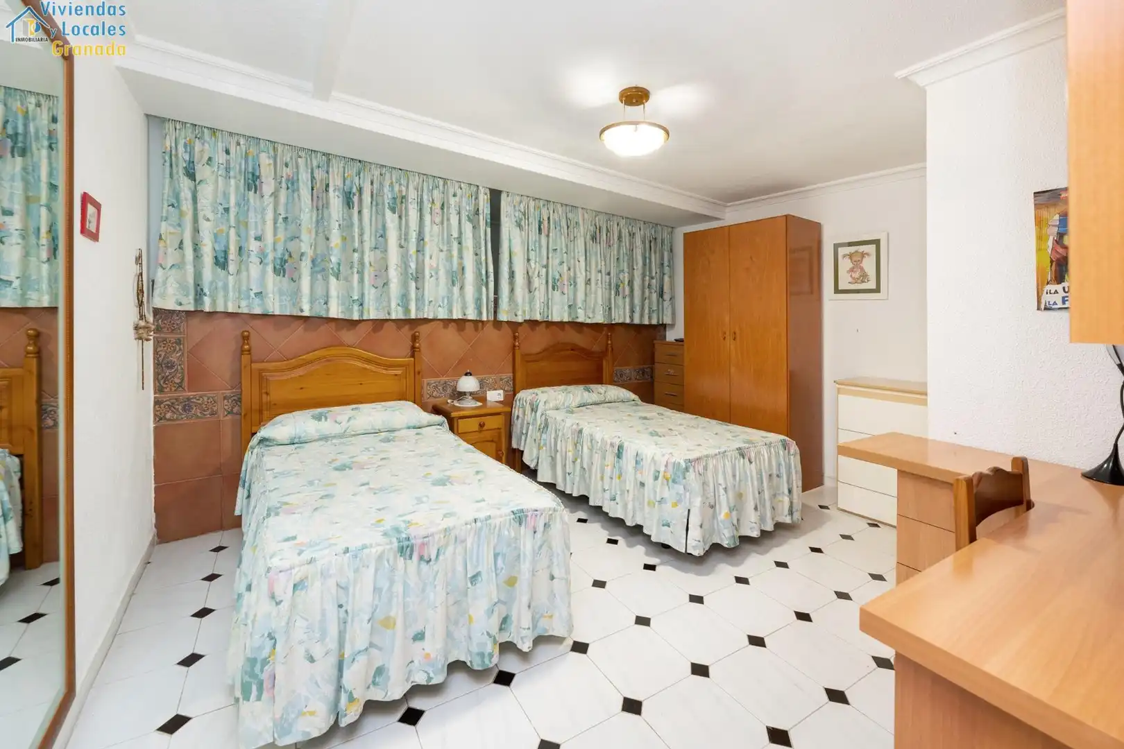 Habitación de Casa o chalet en venta en Granada con Aire acondicionado, Jardín privado y Trastero